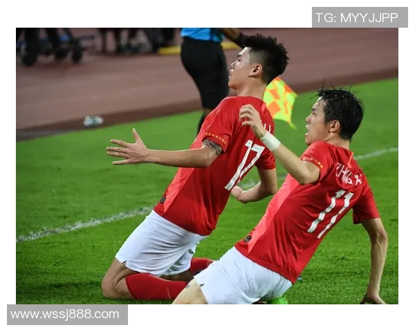 恒大与鲁能上半场精彩对决录像回放分析与精彩瞬间集锦